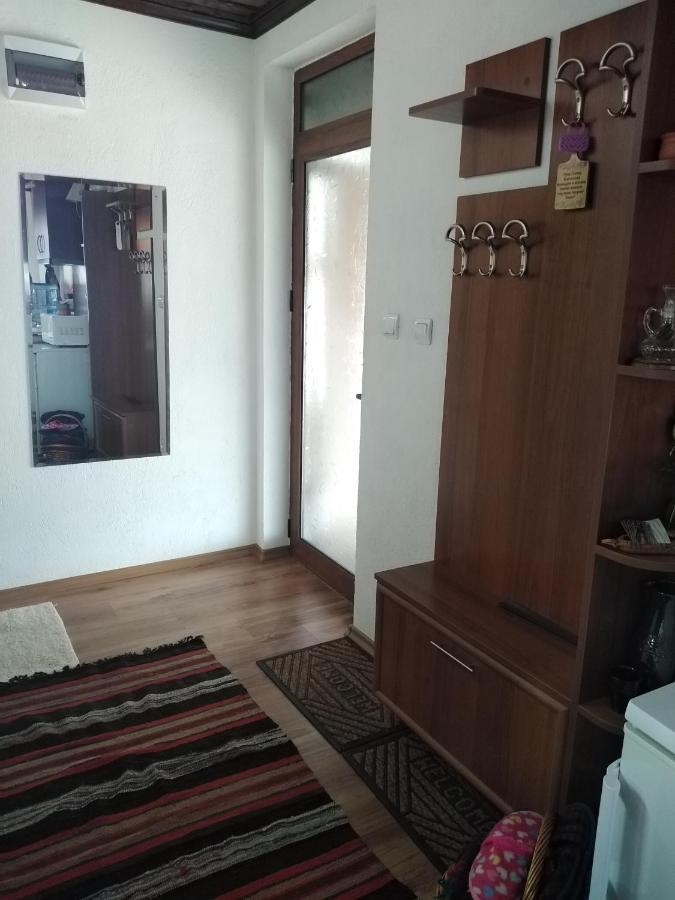 Къща За Гости Уют С. Жеравна Dış mekan fotoğraf